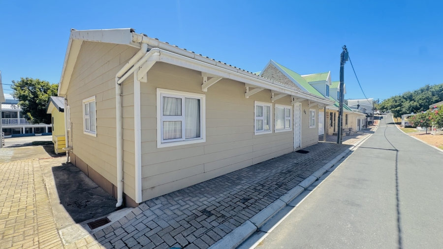 3 Bedroom Property for Sale in Hartenbos Central Western Cape